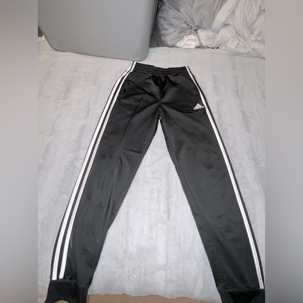 Adidas Joggers/ Sweatpants Black/ White Logo kids 10/12